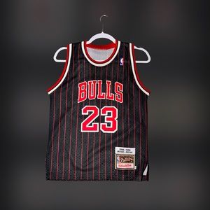 Jordan chicago bulls jersey